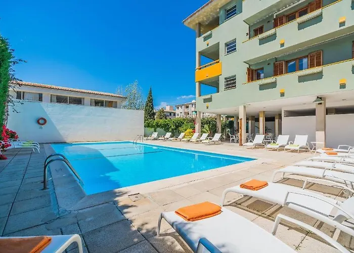 - Penthouse Bressol Daire Port de Pollença