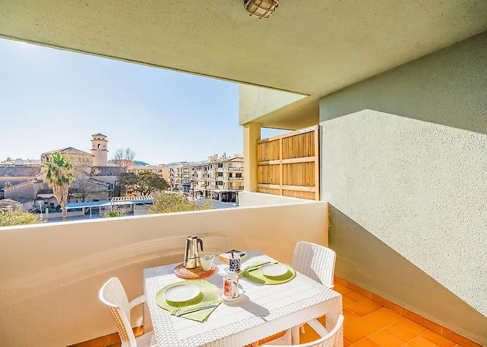 - Penthouse Bressol Daire Port de Pollença